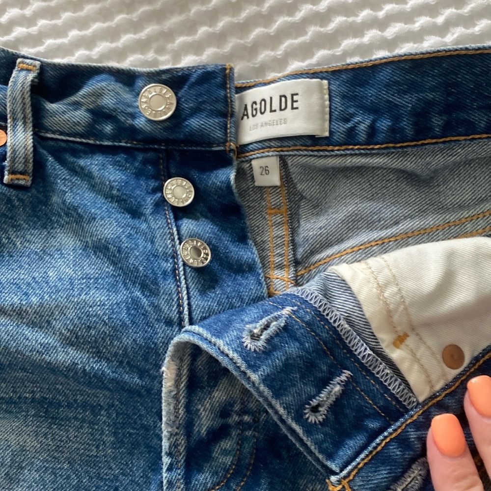 AGOLDE Parker cut off shorts 2” inseam size 26